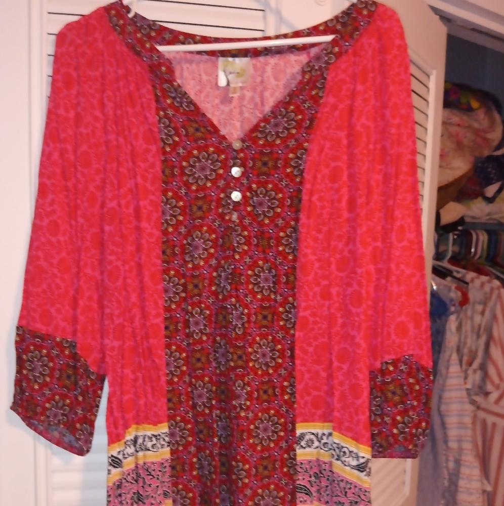 Lola quarter sleeve shirt